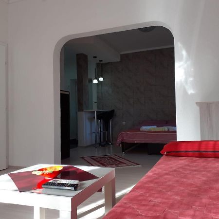 Alex Apartments Kruševo Eksteriør billede
