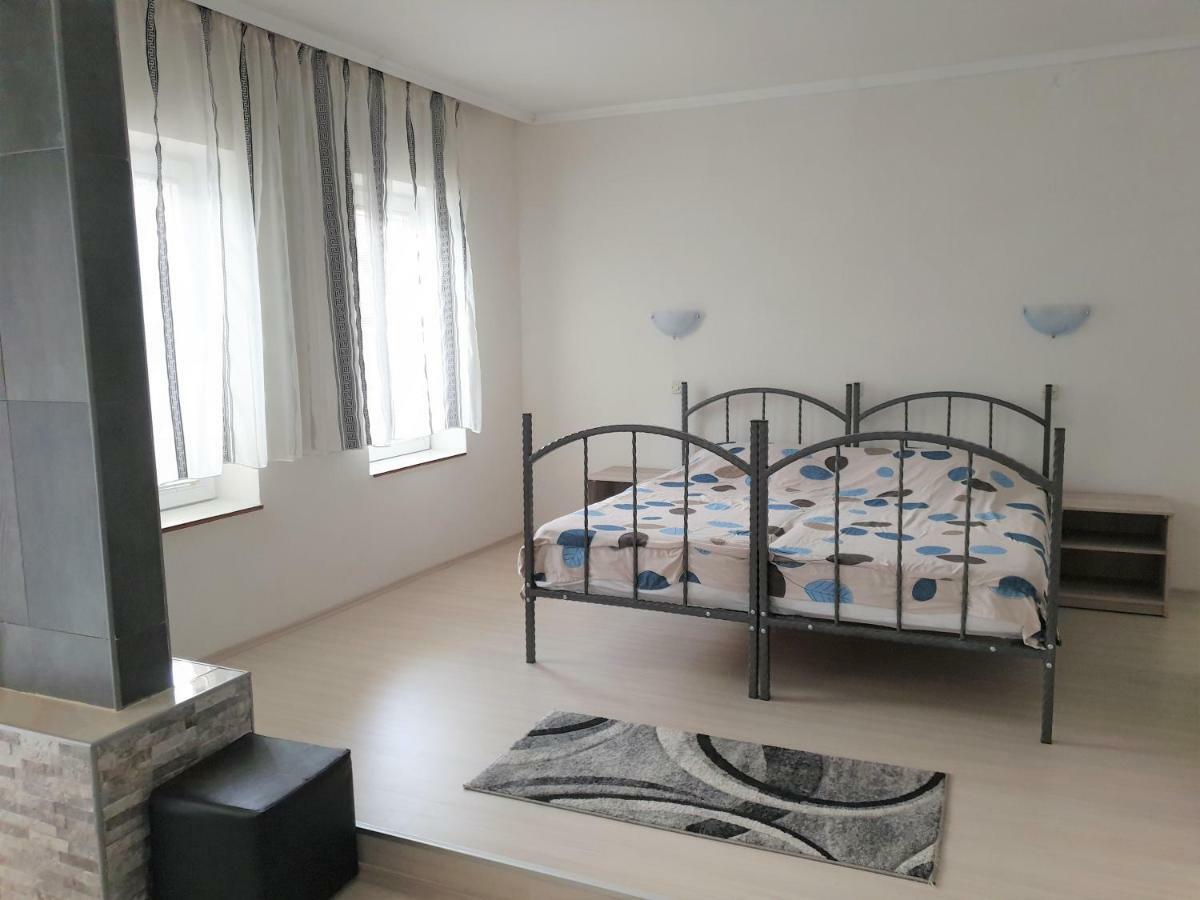 Alex Apartments Kruševo Eksteriør billede
